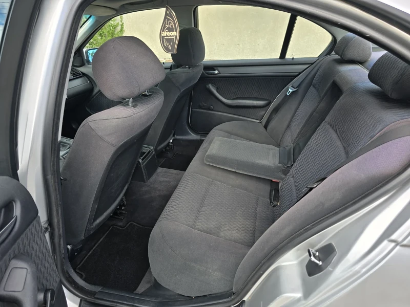 BMW 318, снимка 7 - Автомобили и джипове - 52325306