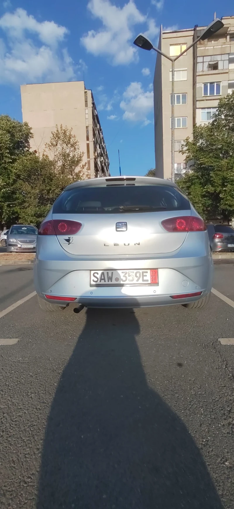 Seat Leon 1.6TDI, снимка 2 - Автомобили и джипове - 52589447