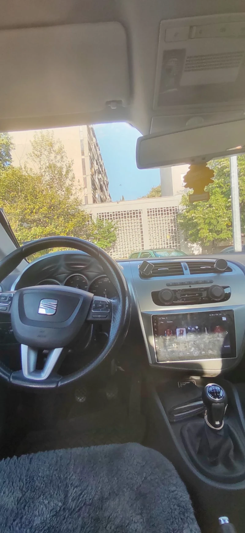 Seat Leon 1.6TDI, снимка 12 - Автомобили и джипове - 52589447