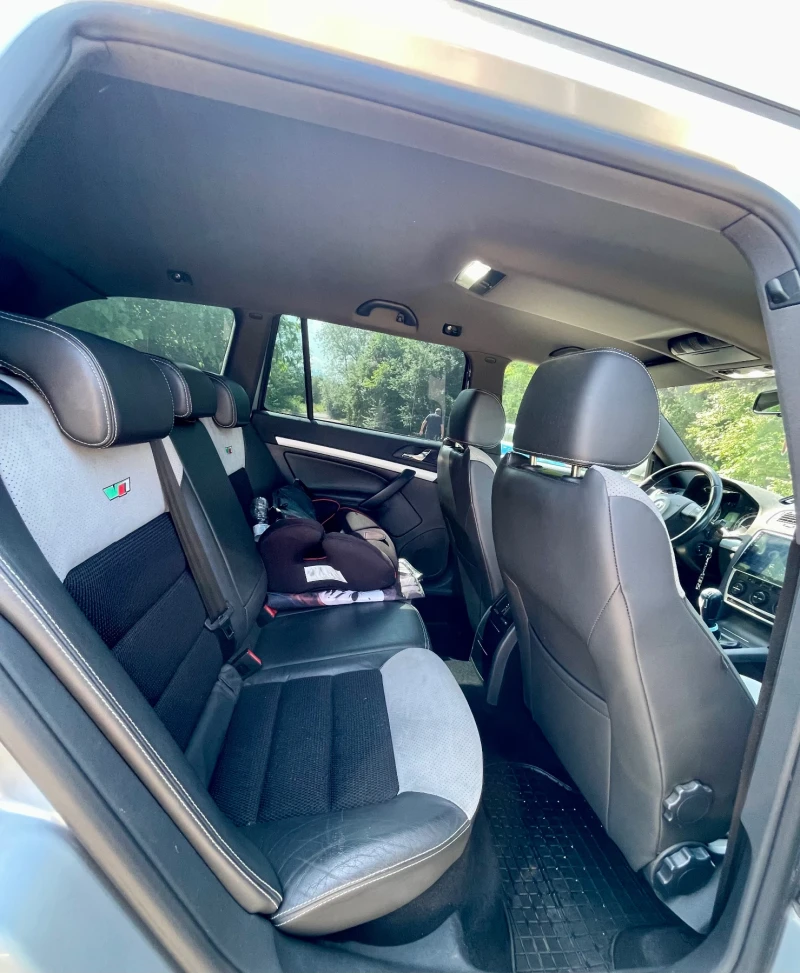 Skoda Octavia VRS, снимка 8 - Автомобили и джипове - 52308463