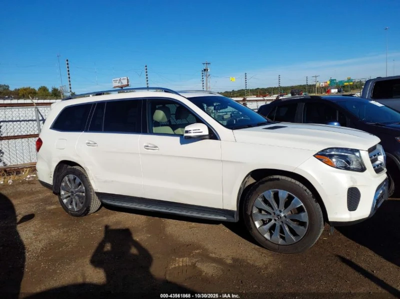 Mercedes-Benz GLS 450 4MATIC* harman/kardon* подгрев* мъртва точка* пано, снимка 13 - Автомобили и джипове - 52733616