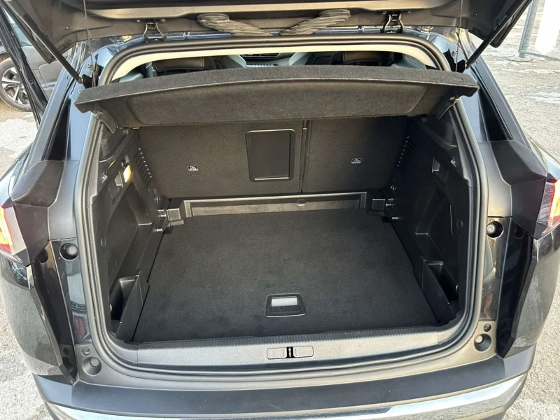 Peugeot 3008 1.5 HDI 130 * EAT 8 * VIRTUAL COCKPIT * CAM * NAVI, снимка 16 - Автомобили и джипове - 53207533