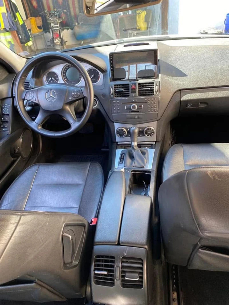 Mercedes-Benz C 220 2.2, снимка 8 - Автомобили и джипове - 53419667
