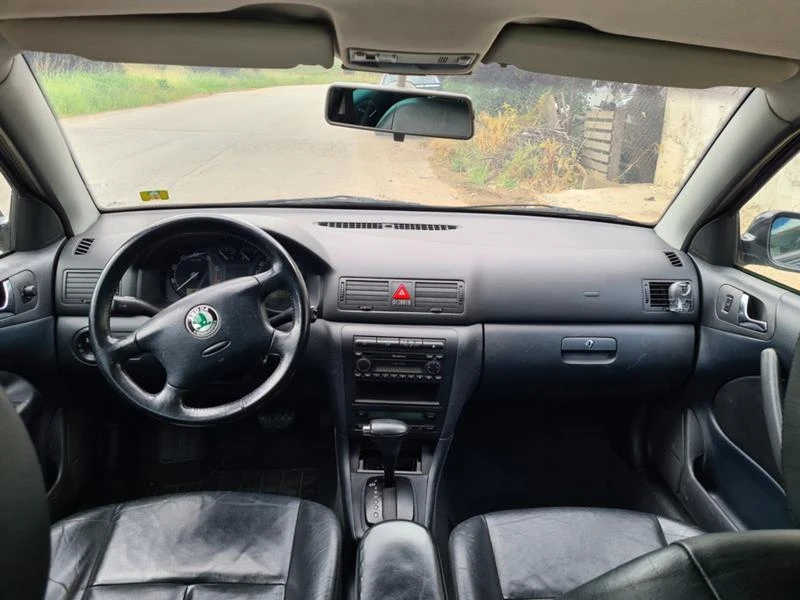 Skoda Octavia 1.8Т Кожа,Ксенон, снимка 16 - Автомобили и джипове - 47659819