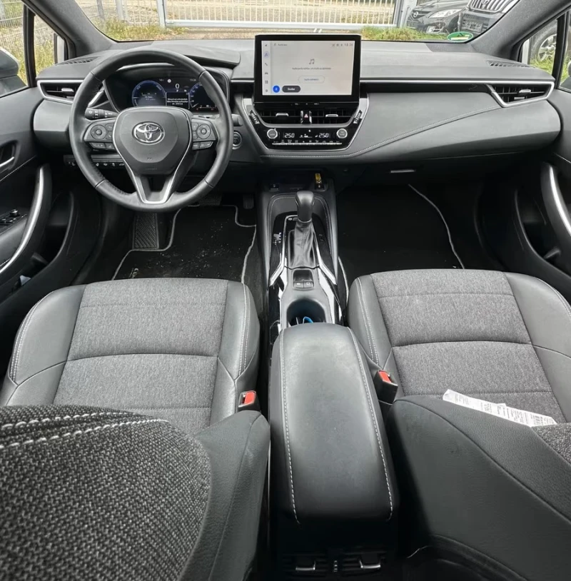 Toyota Corolla - 10 € / 19.56 лв. - 71507681 1