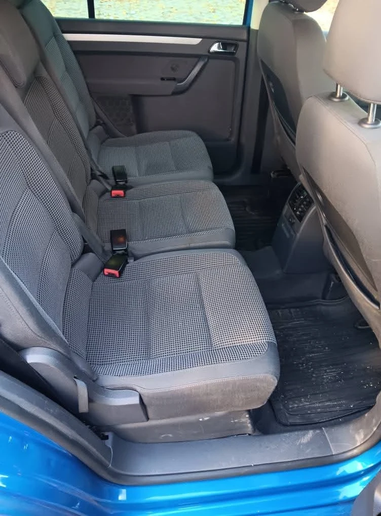VW Touran, снимка 4 - Автомобили и джипове - 53154473