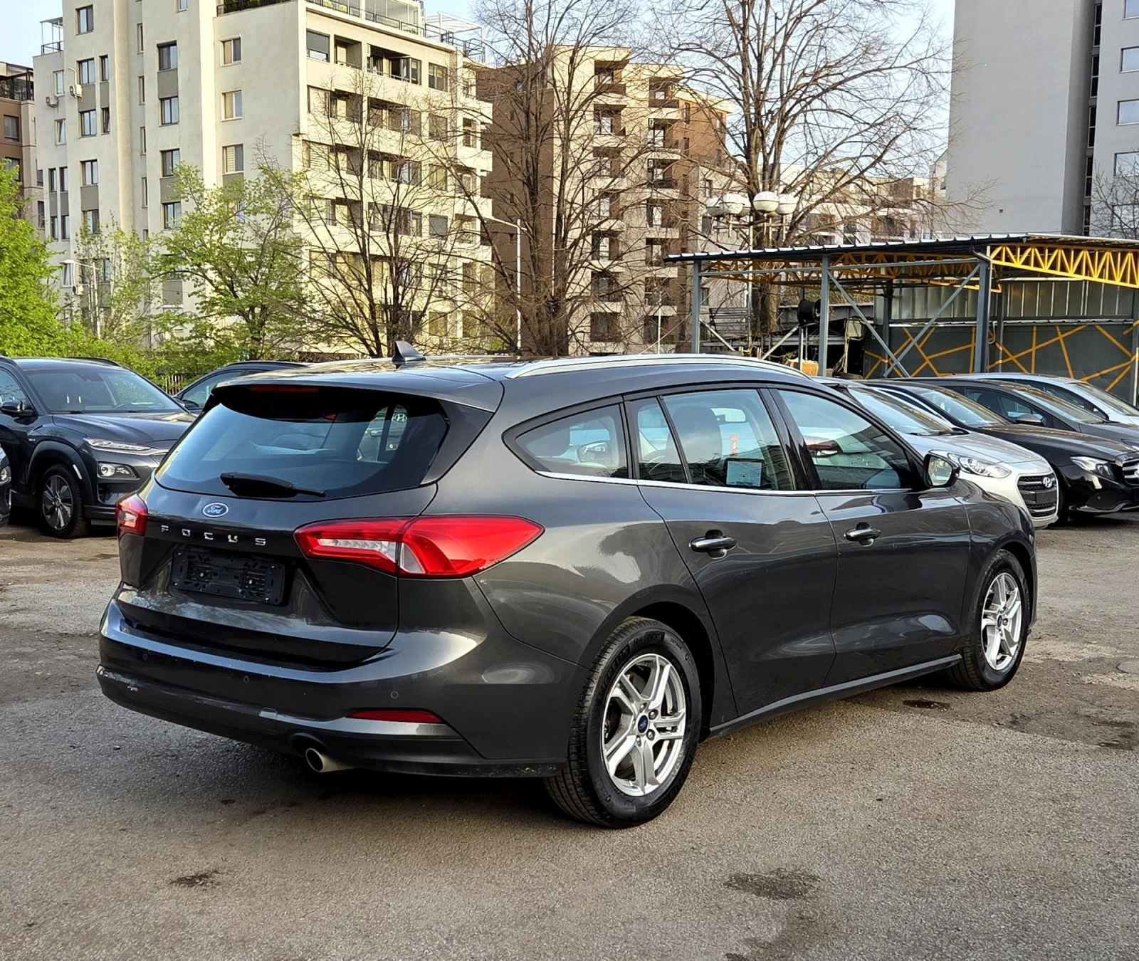 Ford Focus 12.2020/1.5D 120 к.с./LED - изображение 3