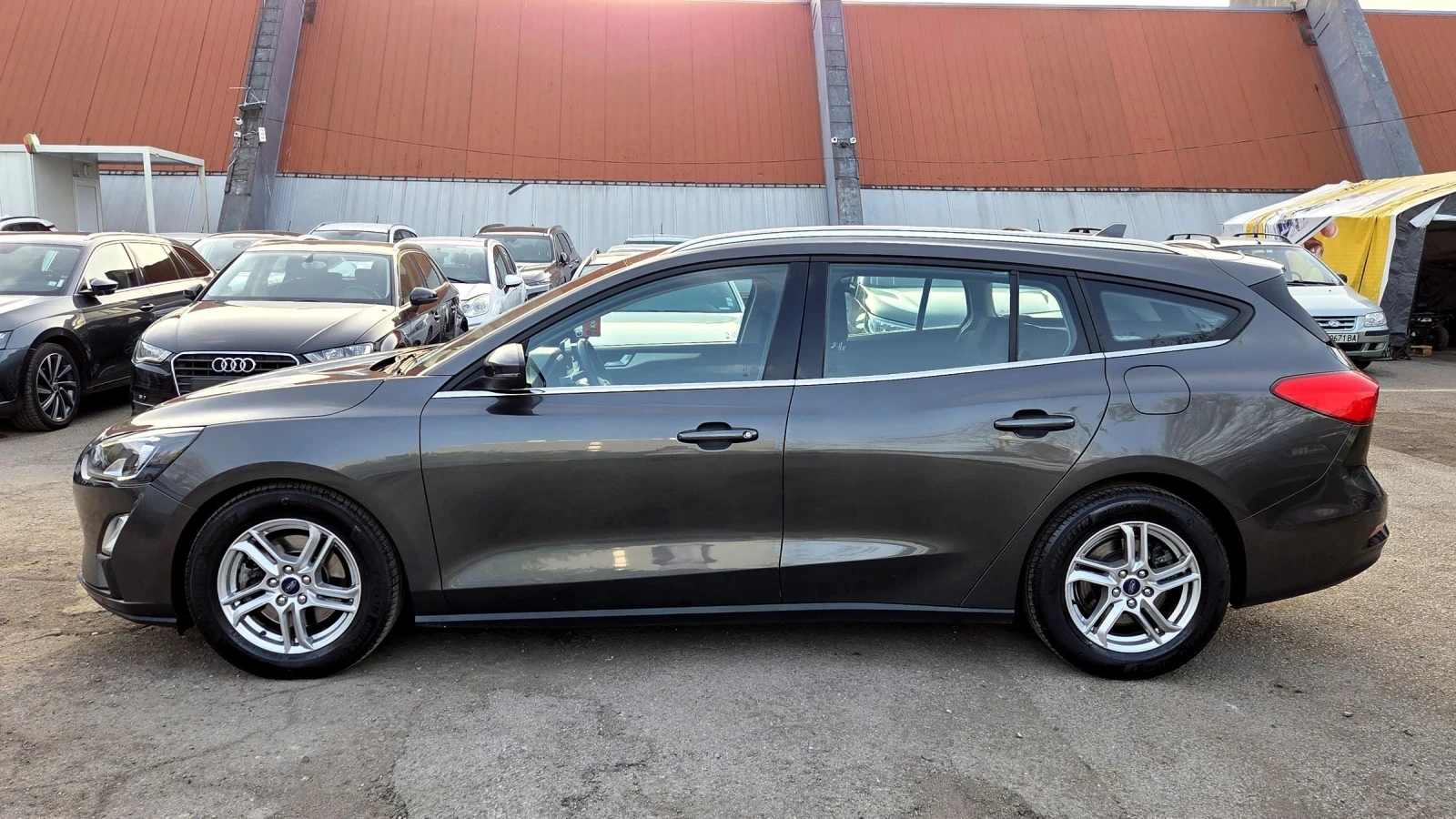 Ford Focus 12.2020/1.5D 120 к.с./LED - изображение 4