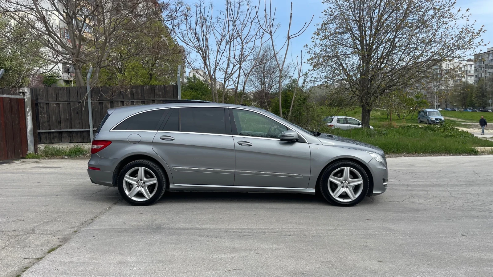 Mercedes-Benz R 350 CDI 4 Matic - изображение 8