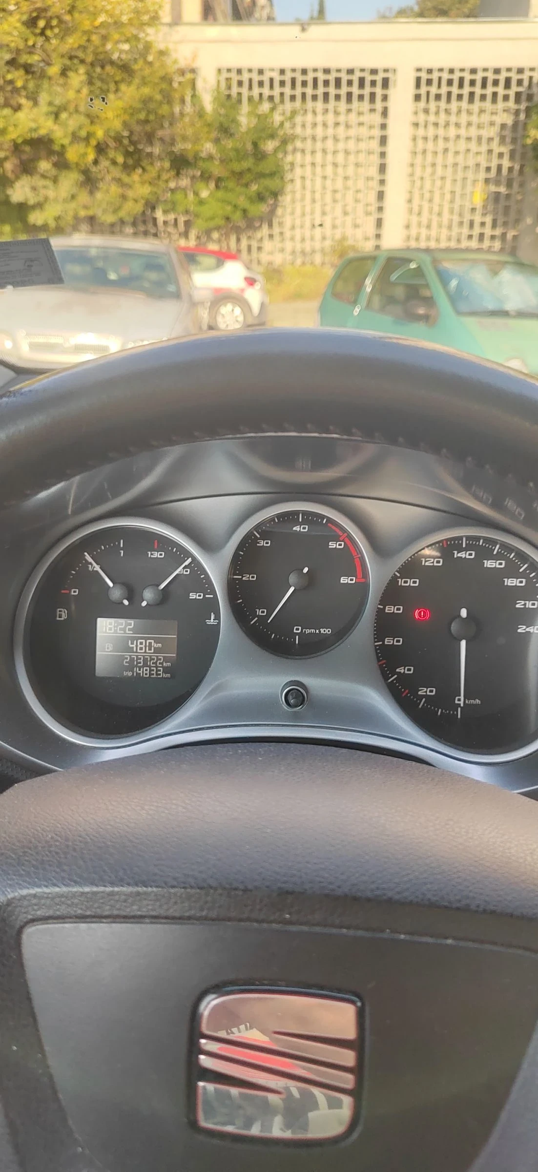 Seat Leon 1.6TDI - изображение 10
