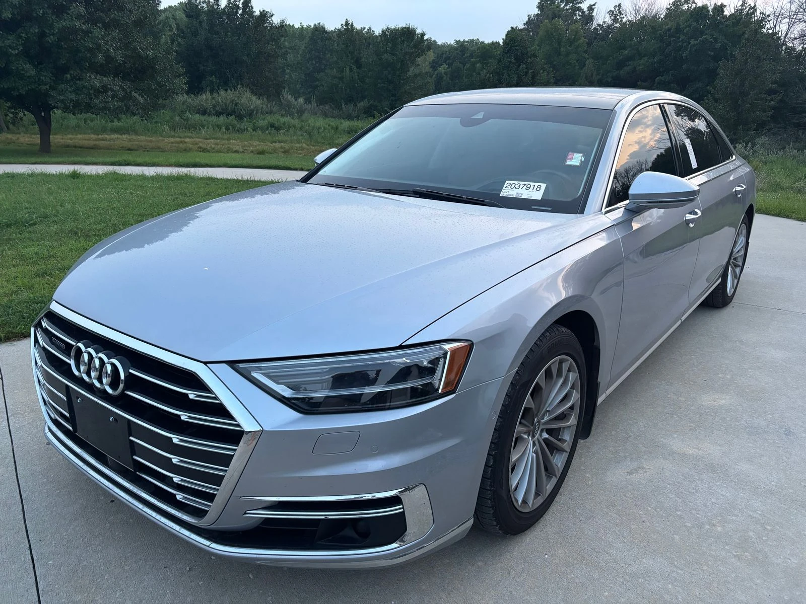 Audi A8 LONG* DISTRONIK* МАСАЖ* ОБДУХ* HEADUP* 360* B&O* K - изображение 2