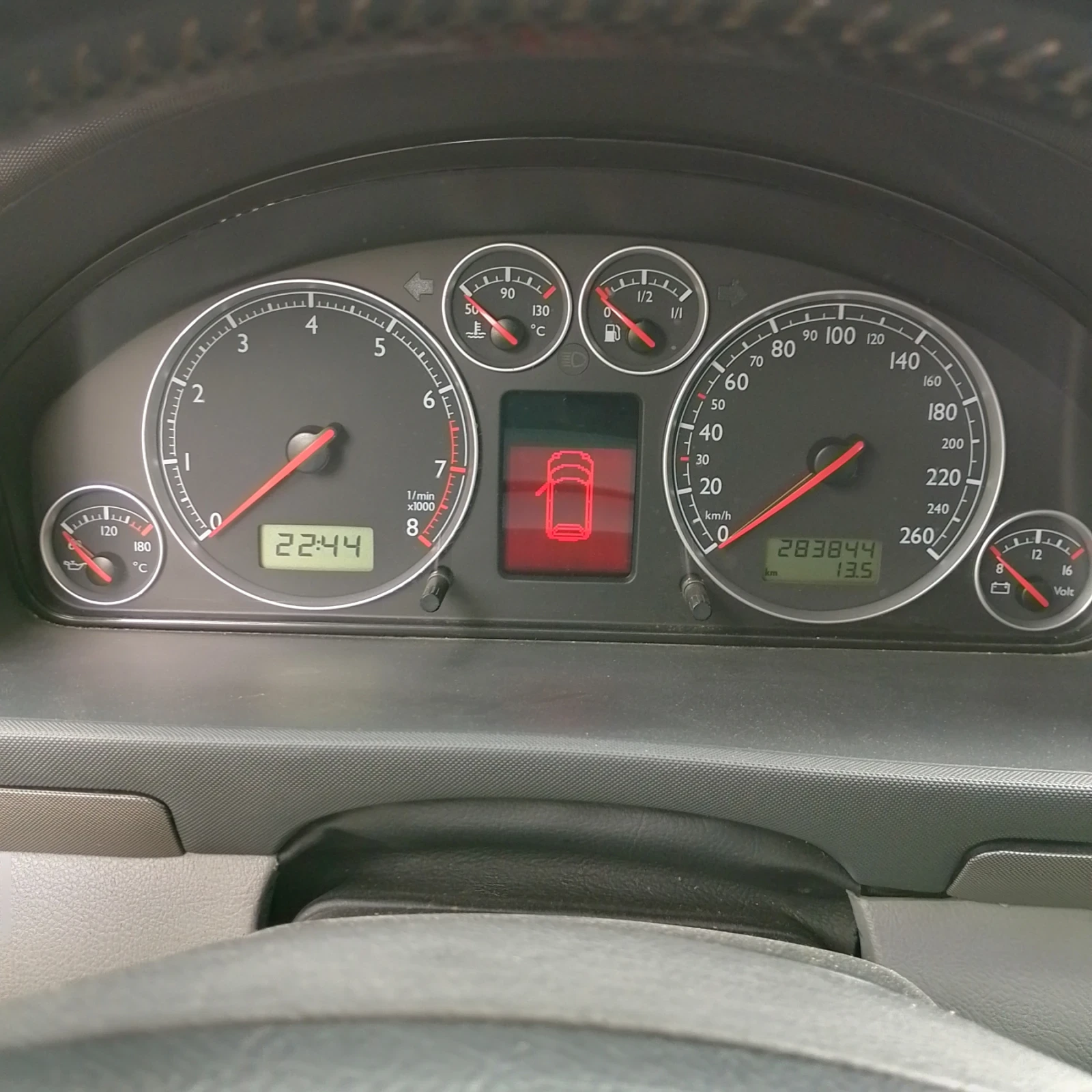 VW Sharan  - изображение 7