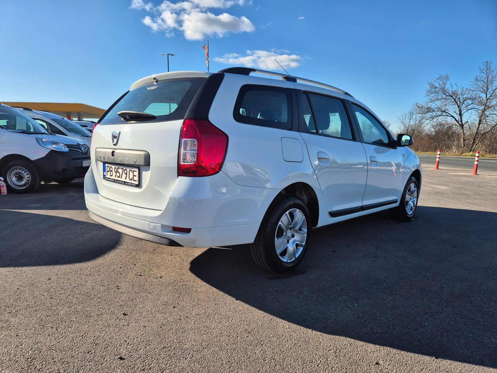 Dacia Dokker НОВ-M/T 1.5 DCI - изображение 5