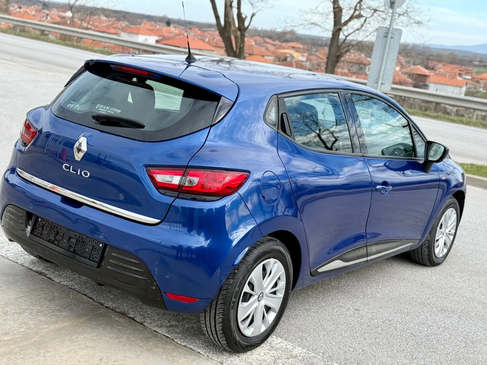 Renault Clio 1.5dci 75��. EURO6 | Mobile.bg � ����������� 8