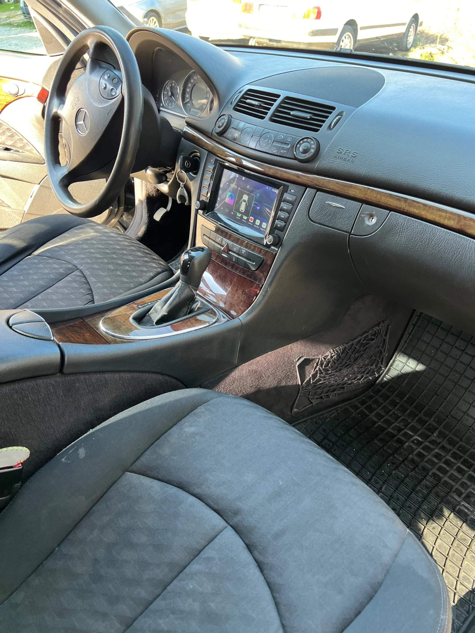 Mercedes-Benz 220, снимка 6 - Автомобили и джипове - 53866093