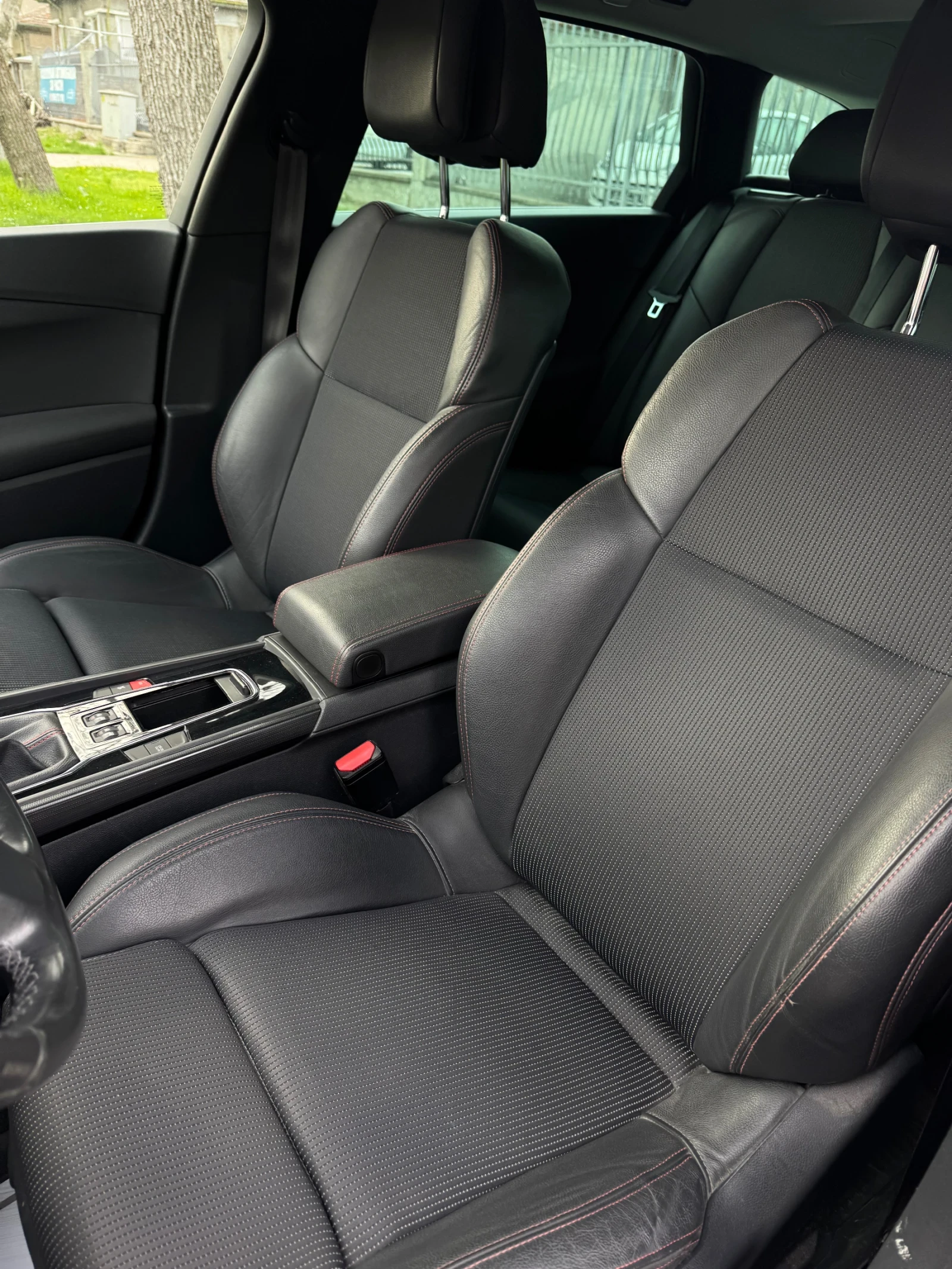 Peugeot 508 2.0 HYBRID DIESEL -- GT-LINE/AUSTRIA, снимка 10 - Автомобили и джипове - 54225109