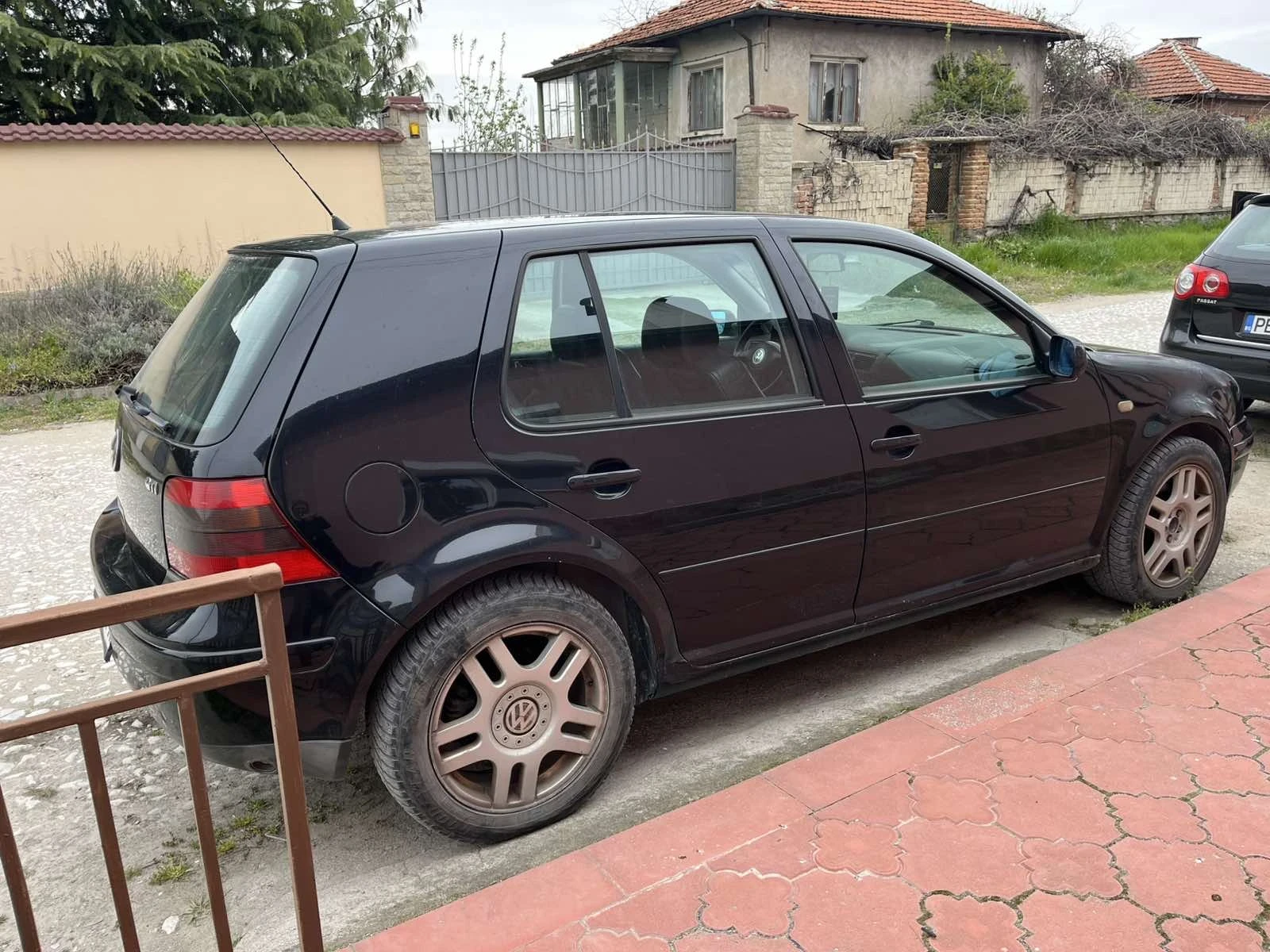 VW Golf, снимка 11 - Автомобили и джипове - 54296852