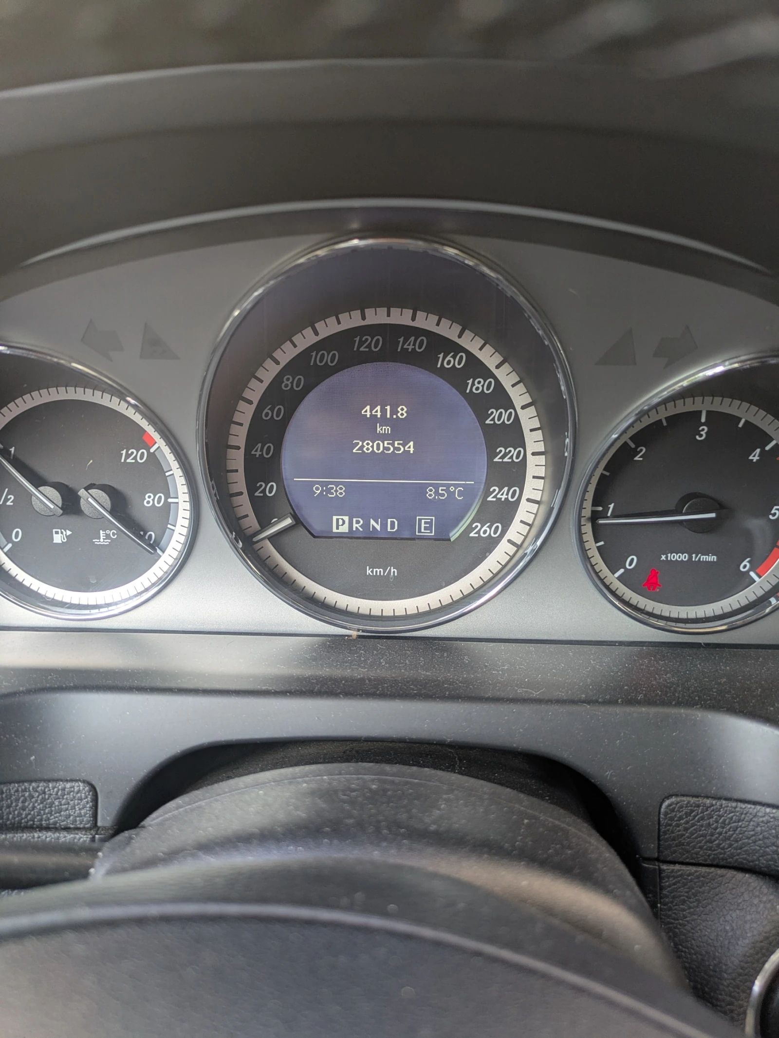 Mercedes-Benz B 220, снимка 7 - Автомобили и джипове - 54411406