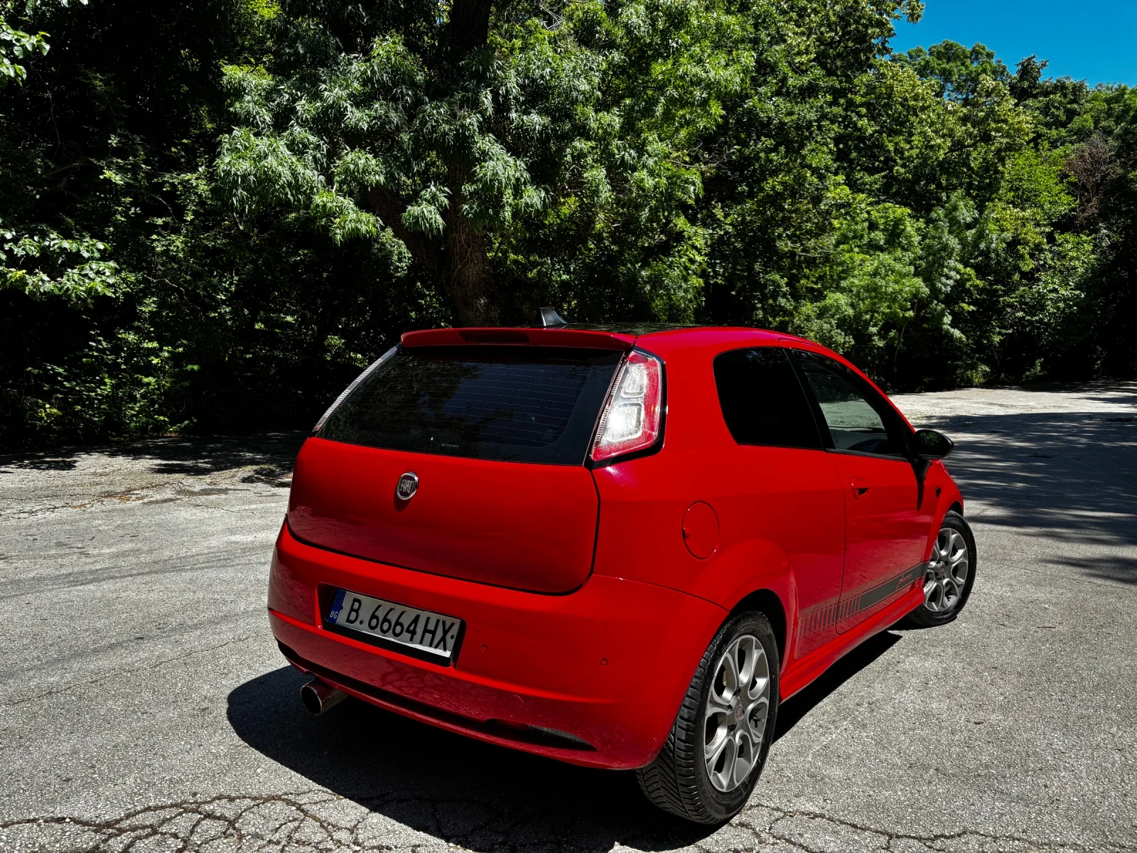 Fiat Punto 1.3 MultiJet, снимка 4 - Автомобили и джипове - 54800759
