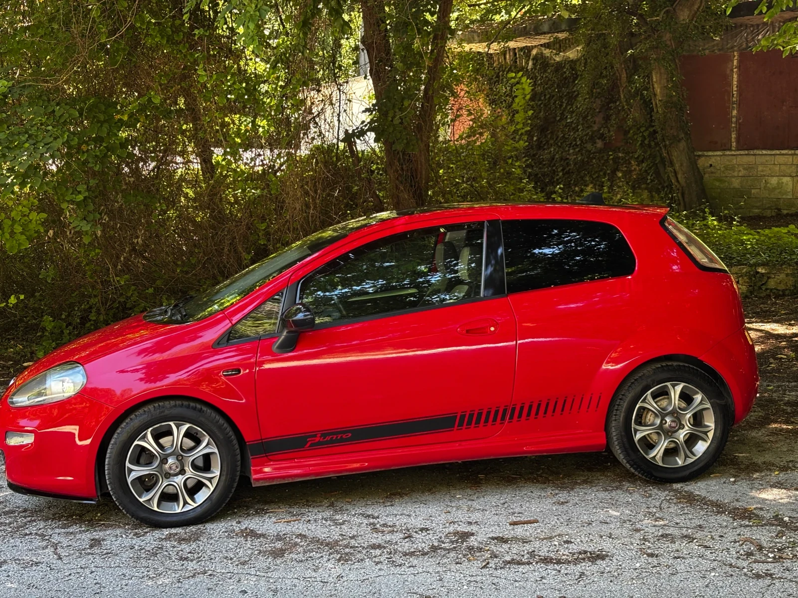 Fiat Punto 1.3 MultiJet, снимка 5 - Автомобили и джипове - 54800759