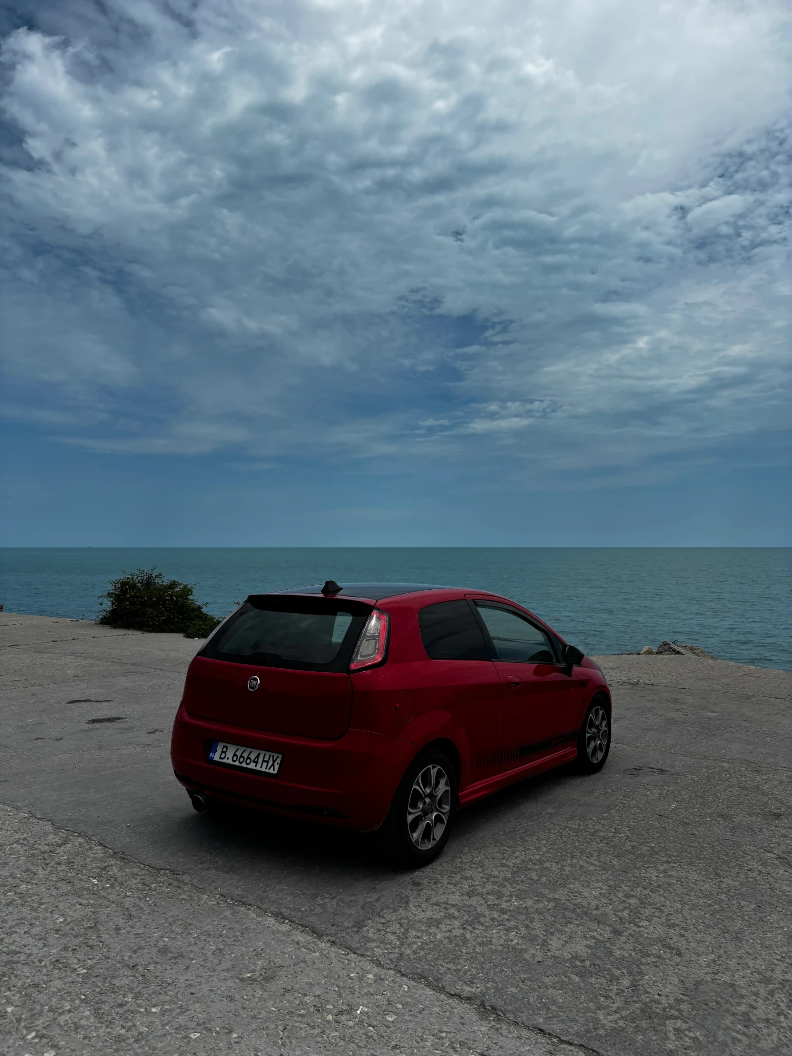 Fiat Punto 1.3 MultiJet, снимка 5 - Автомобили и джипове - 54800759