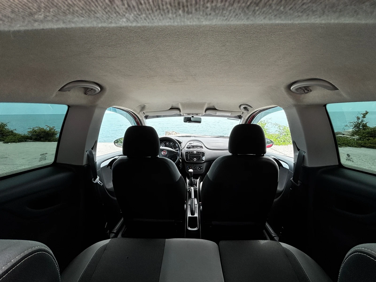 Fiat Punto 1.3 MultiJet, снимка 13 - Автомобили и джипове - 54800759