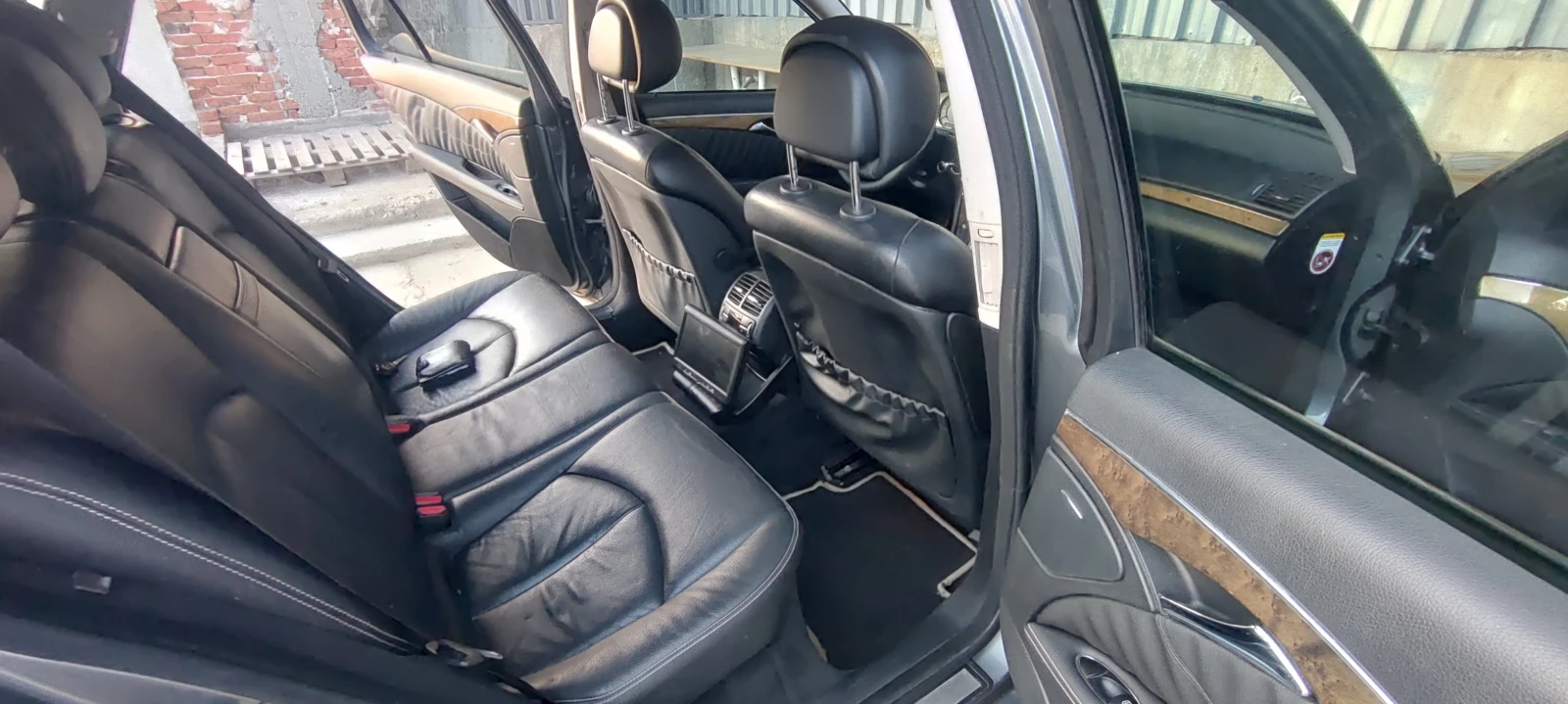 Mercedes-Benz E 320 CDI EVO, снимка 12 - Автомобили и джипове - 55506483