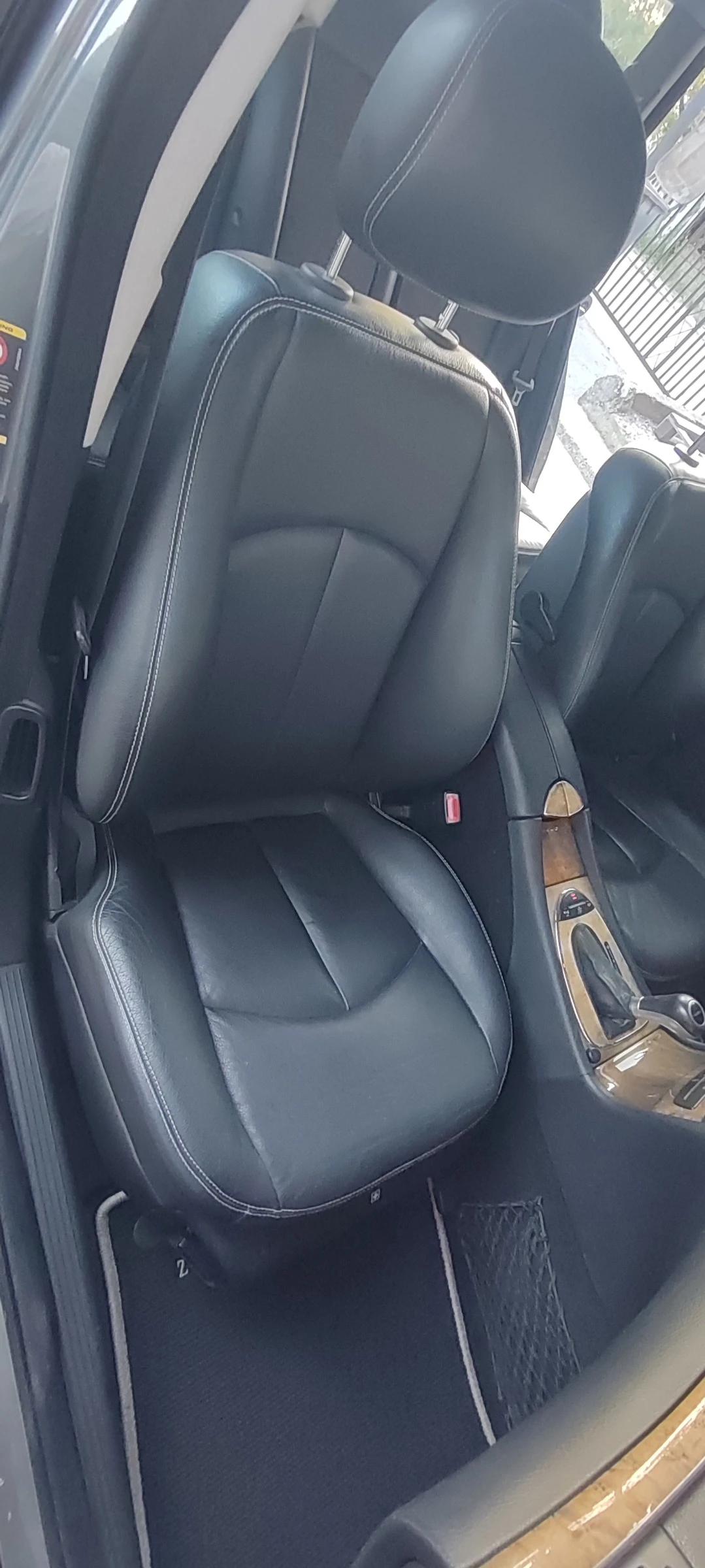 Mercedes-Benz E 320 CDI EVO, снимка 13 - Автомобили и джипове - 55506483