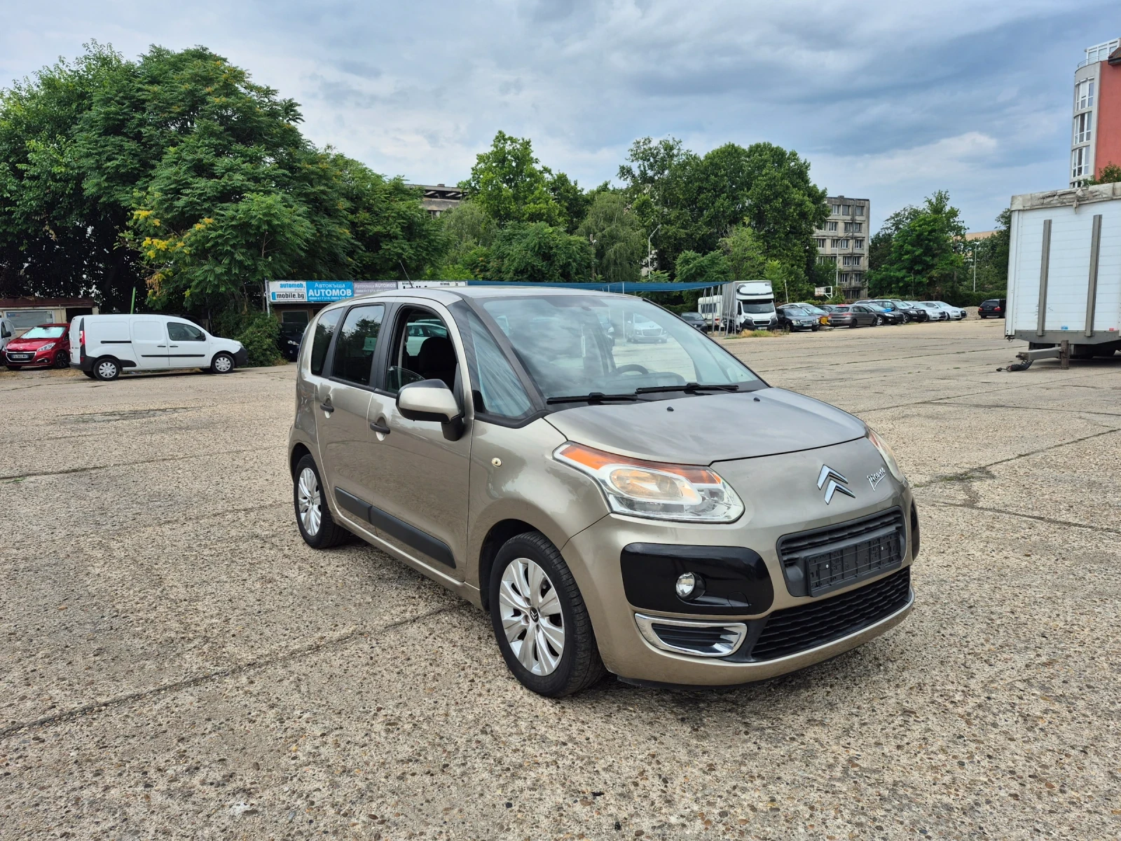 Citroen C3 Picasso 1.6 Бензин .