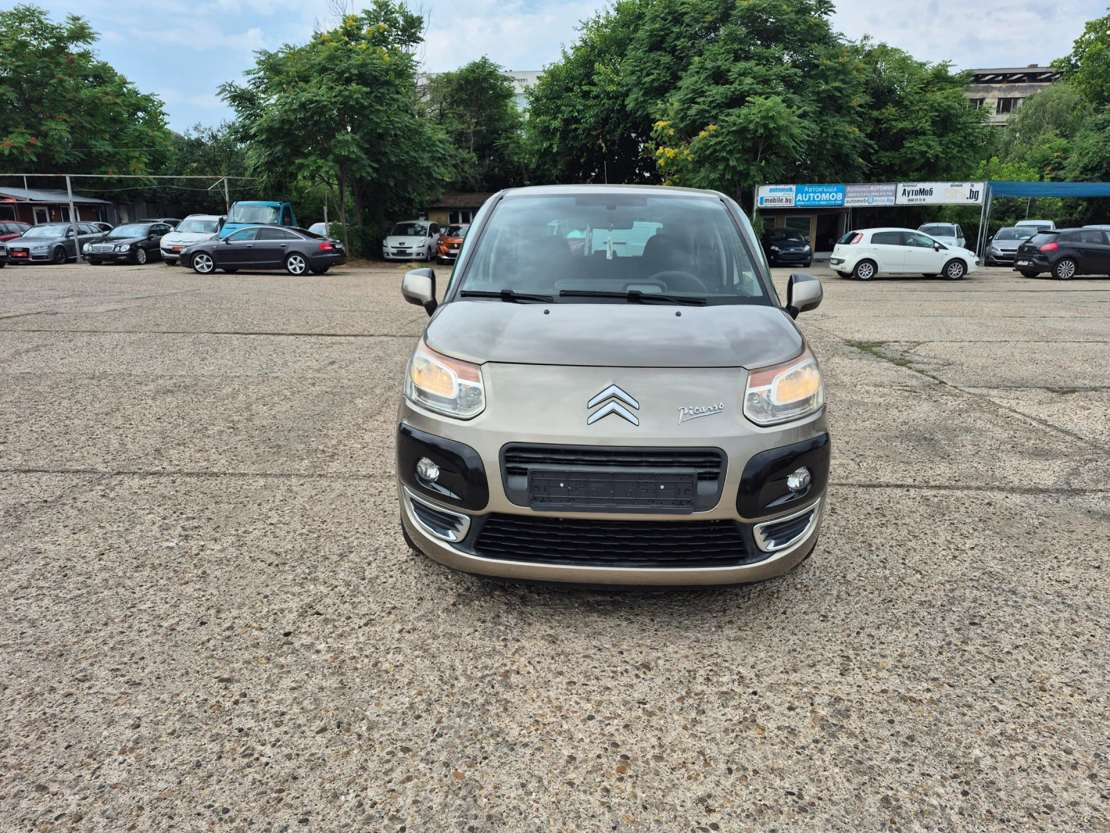 Citroen C3 Picasso 1.6 Бензин ., снимка 2 - Автомобили и джипове - 55298168