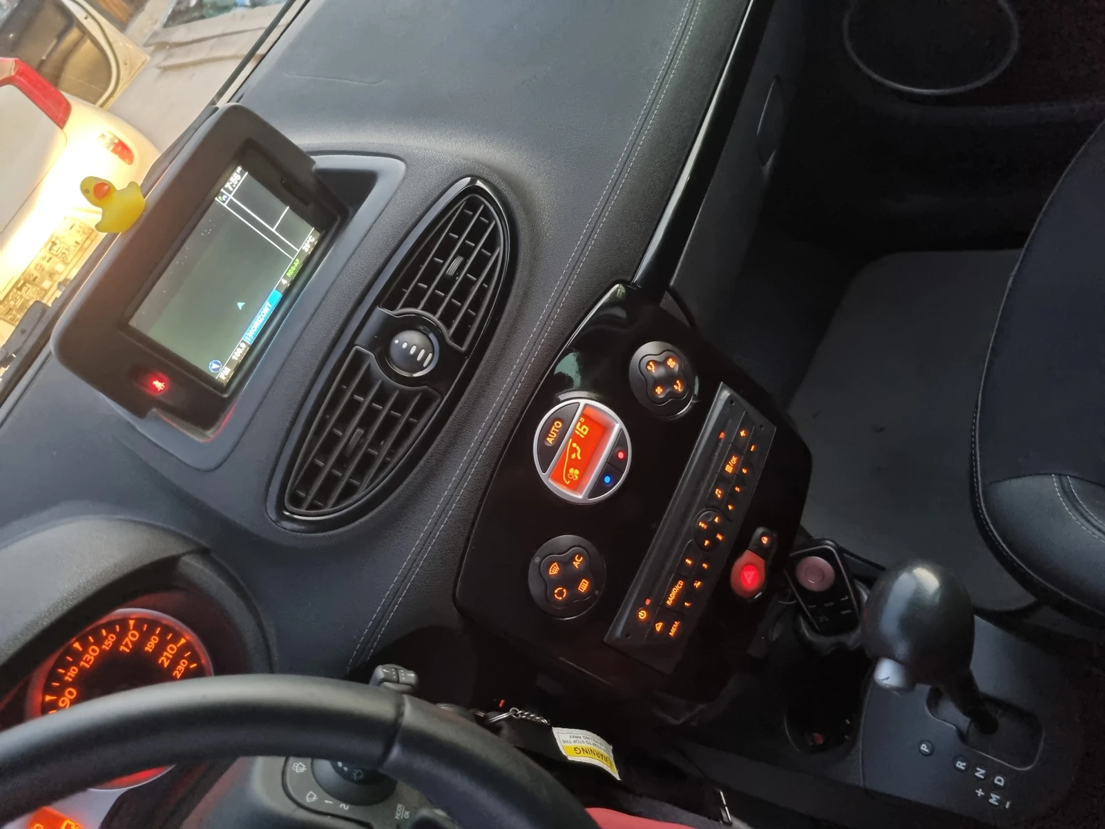 Renault Clio | Mobile.bg � ����������� 10