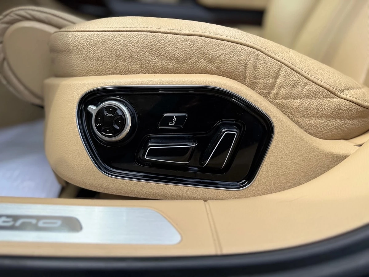 Audi A8 3.0L TDI QUATTRO * МАСАЖИ* ДИСТРОНИК* ОБДУХВАНЕ*  , снимка 15 - Автомобили и джипове - 56137397
