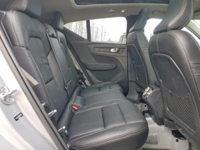 Volvo XC40 2.0L 4 ALL WHEEL DRIVE, снимка 11