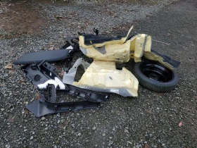 Volvo XC40 2.0L 4 ALL WHEEL DRIVE, снимка 14