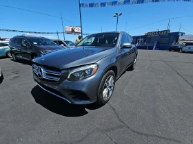  Mercedes-Benz GLC 30...