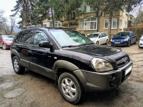 Hyundai Tucson 4x4_CRDİ/118кс_Климатроник_Първи собственик !, снимка 2