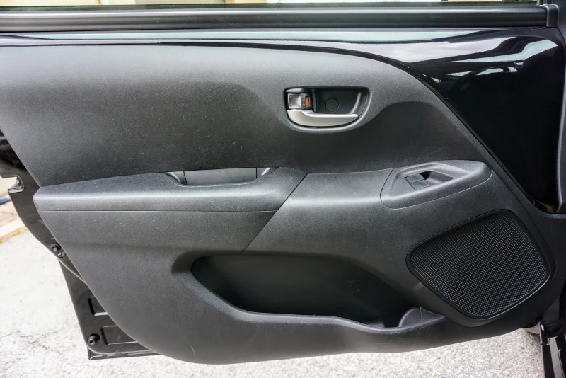 Toyota Aygo 1.0i x-fun m-mt , снимка 5 - Автомобили и джипове - 29473356