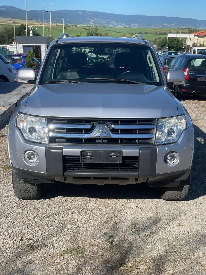 Mitsubishi Pajero, снимка 2 - Автомобили и джипове - 46355216