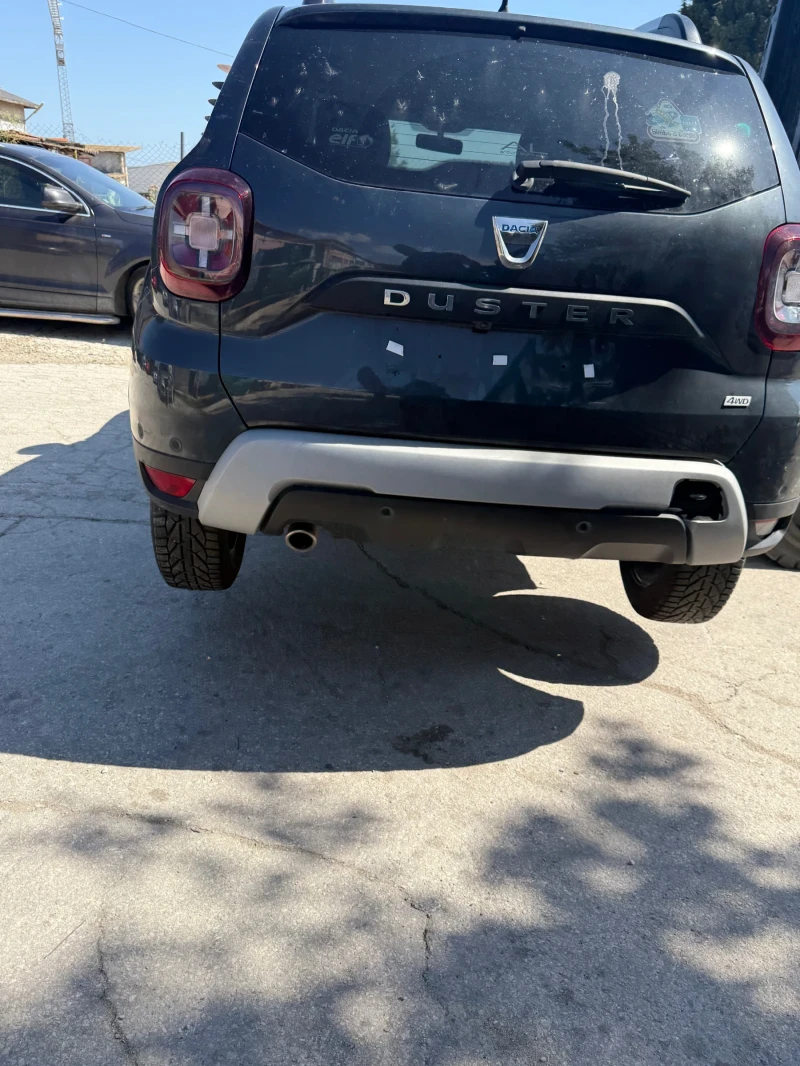 Dacia Duster 360 градуса камера 1.5dci, снимка 8 - Автомобили и джипове - 50865959
