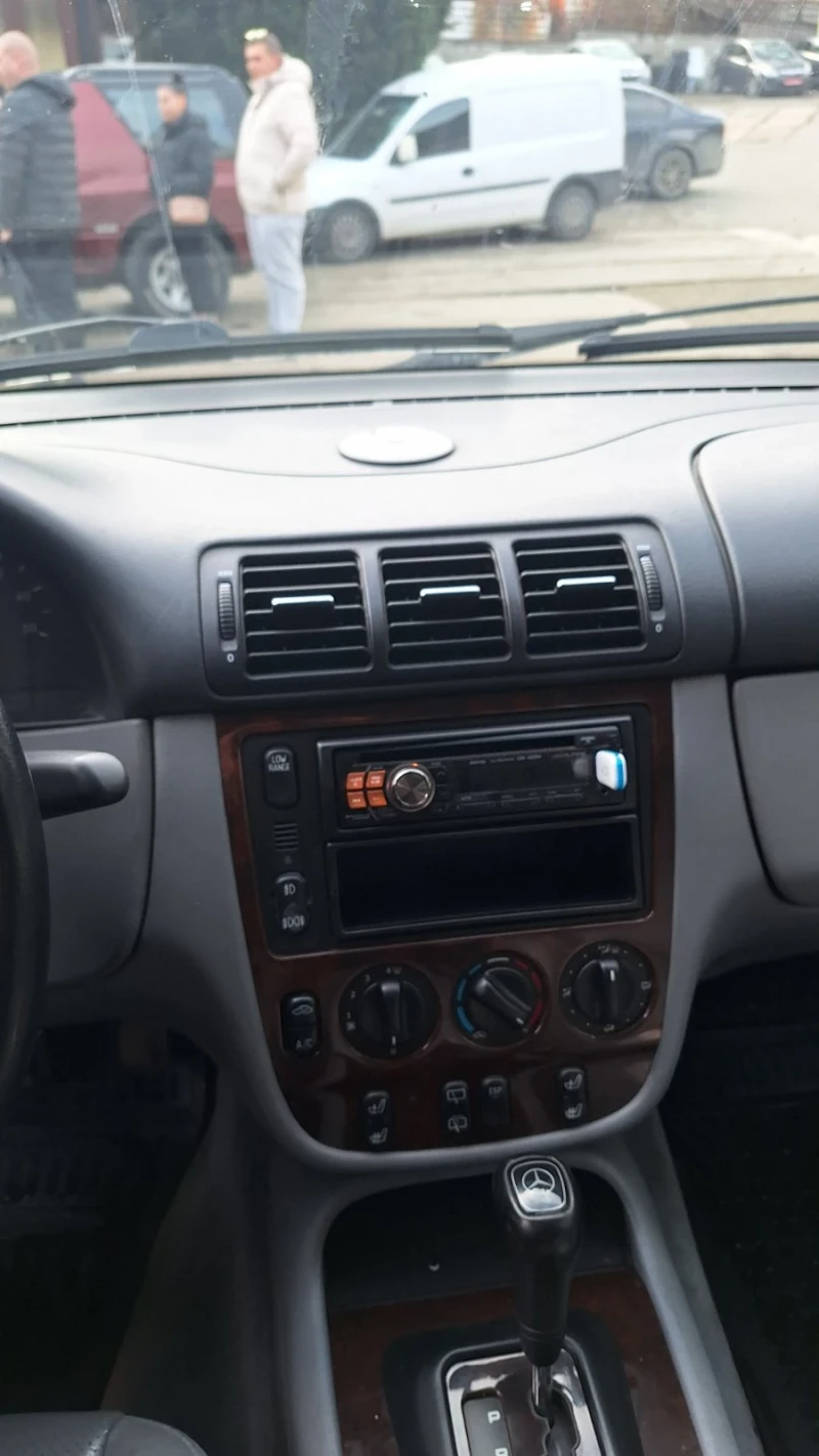 Mercedes-Benz ML 270, снимка 11 - Автомобили и джипове - 53263493