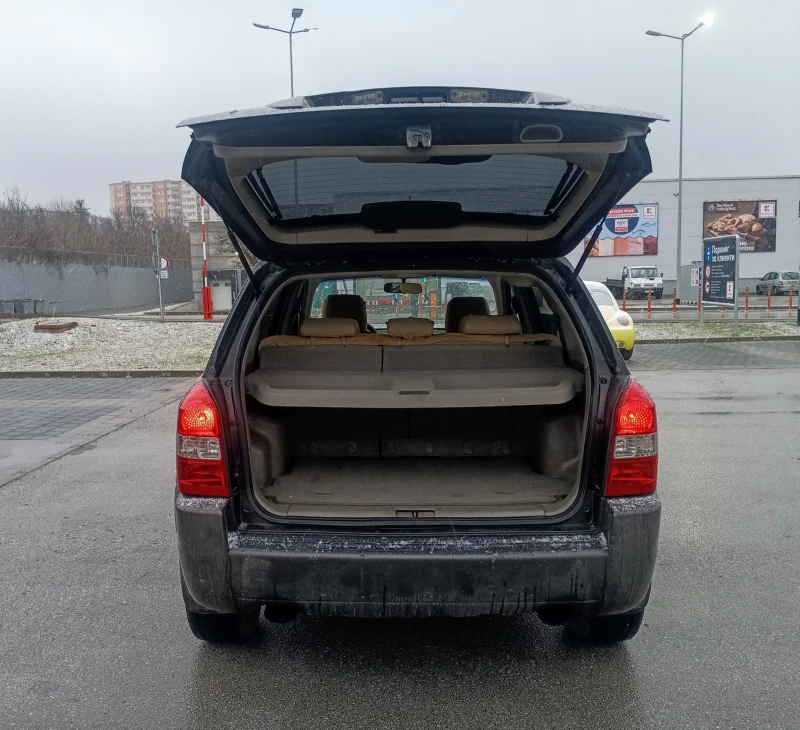 Hyundai Tucson 4x4/CRDI, 118кс/Климатроник/Първи собственик !, снимка 6 - Автомобили и джипове - 53289931