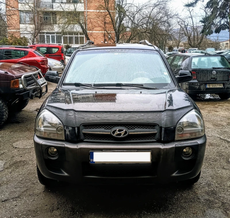 Hyundai Tucson 4x4_CRDİ/118кс_Климатроник_Първи собственик !, снимка 4 - Автомобили и джипове - 53289931