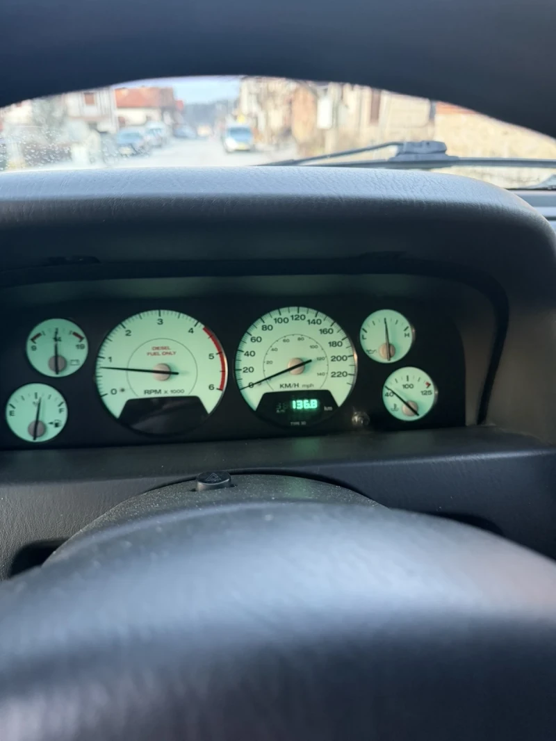 Jeep Grand cherokee 2.7Cdi, снимка 6 - Автомобили и джипове - 53585728