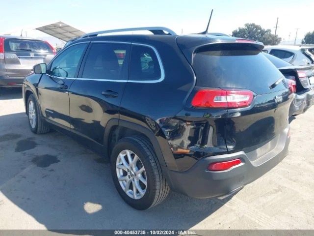 Jeep Cherokee, снимка 3 - Автомобили и джипове - 48304502