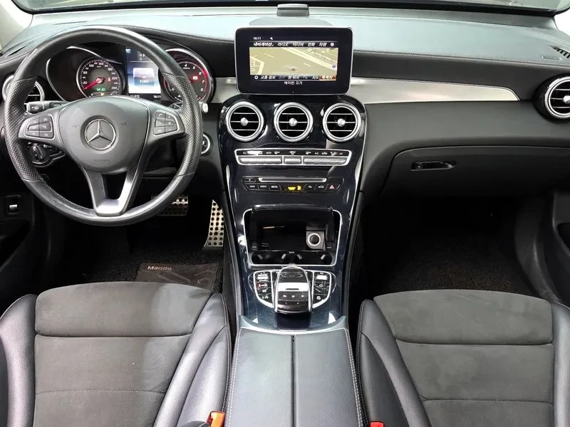 Mercedes-Benz GLC X253 Glc300 4Matic Amg Line, снимка 7 - Автомобили и джипове - 55308690