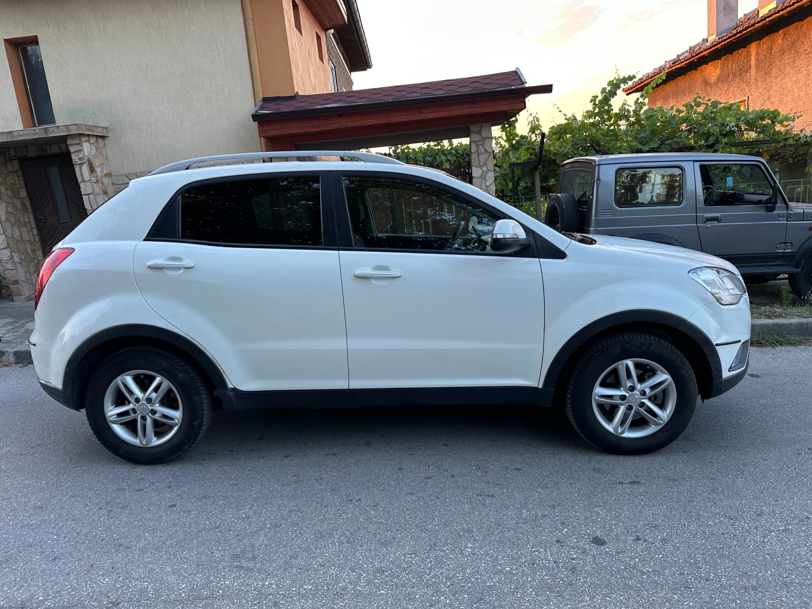 SsangYong Korando 2.0XDI 4x4 * * * 128000* * * km - изображение 3