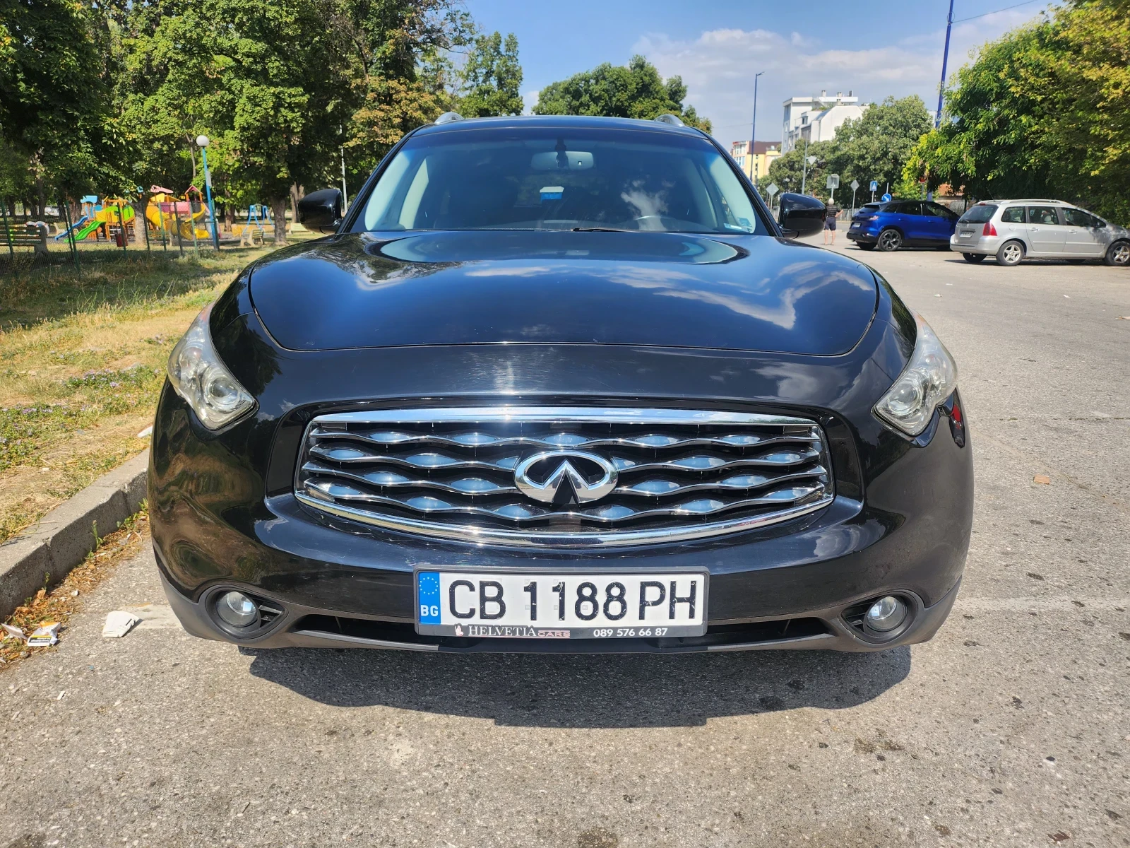 Infiniti Fx 35  - изображение 8
