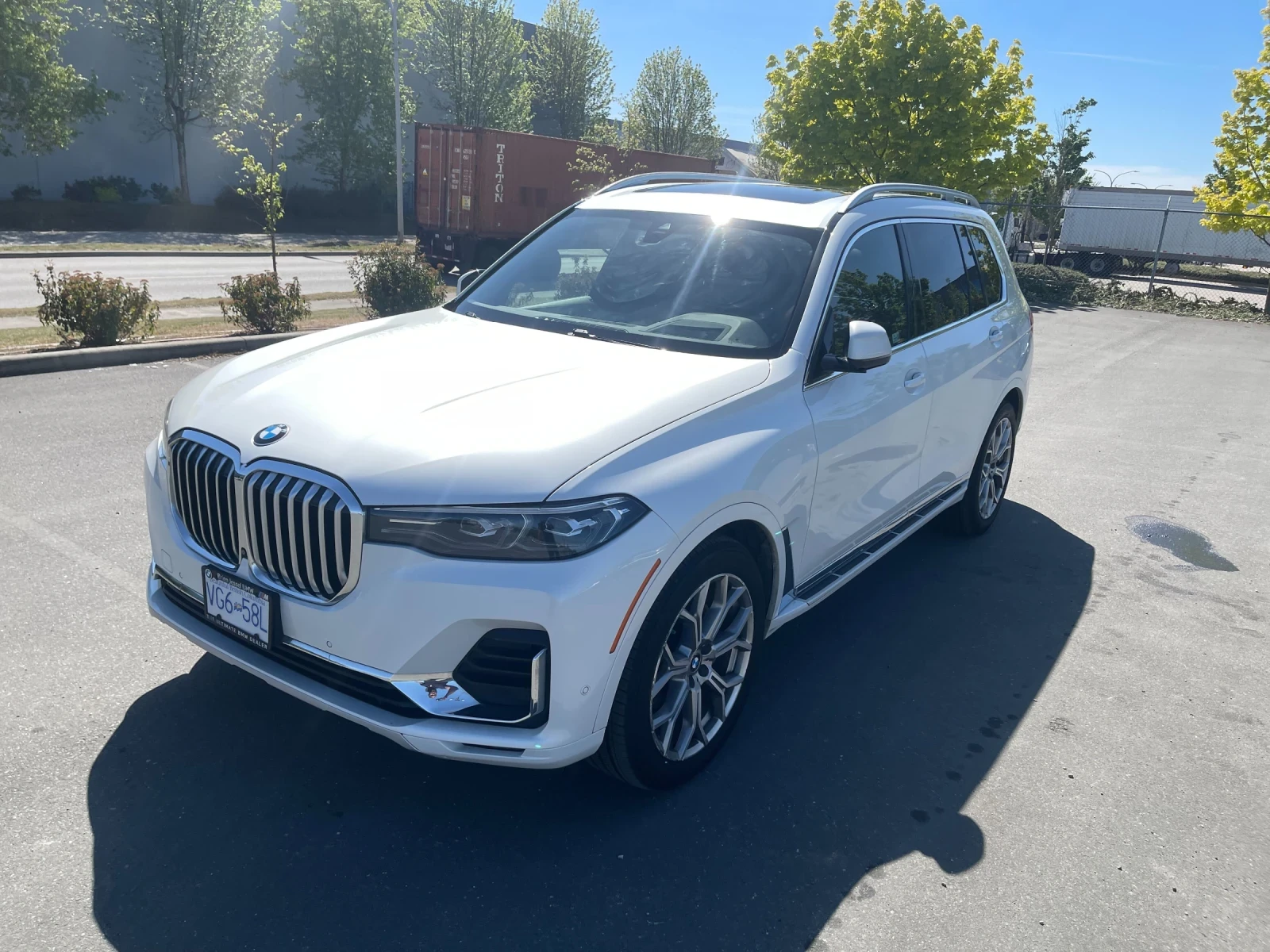 BMW X7 xDrive40i * ОБДУХВАНЕ * ПАНОРАМА * HARMAN KARDON, снимка 5 - Автомобили и джипове - 54644994