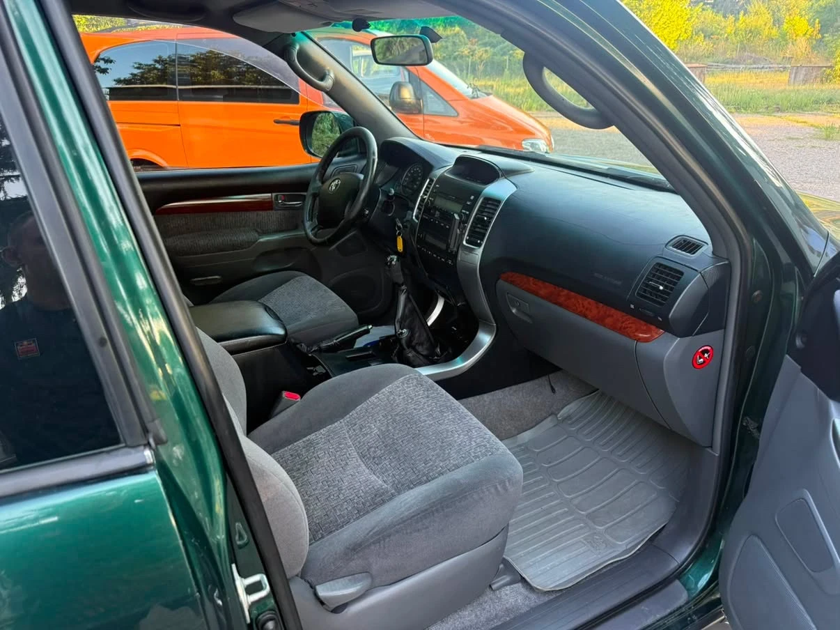 Toyota Land cruiser 3, 0 D4D/РЪЧКА, снимка 8 - Автомобили и джипове - 55651590