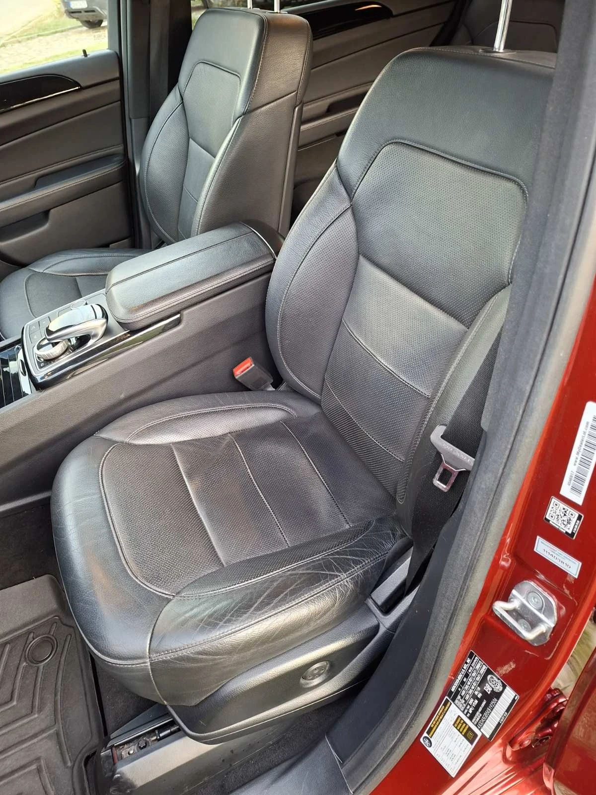 Mercedes-Benz GLE 400, снимка 6 - Автомобили и джипове - 56243675